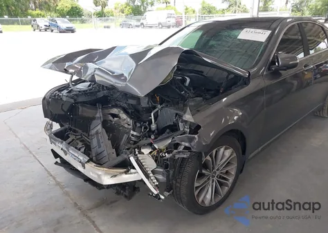 2015 Hyundai Genesis 3.8 z USA, uszkodzony, nr VIN KMHGN4JE9FU070188